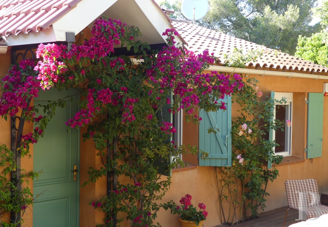 properties with sea view provence cote dazur   - 2