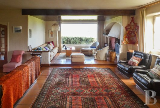 character properties France brittany   - 8