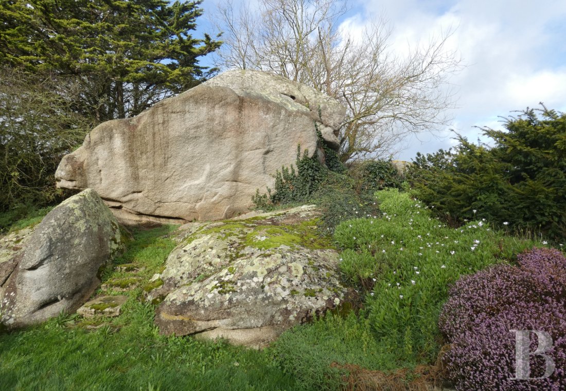 character properties France brittany   - 14