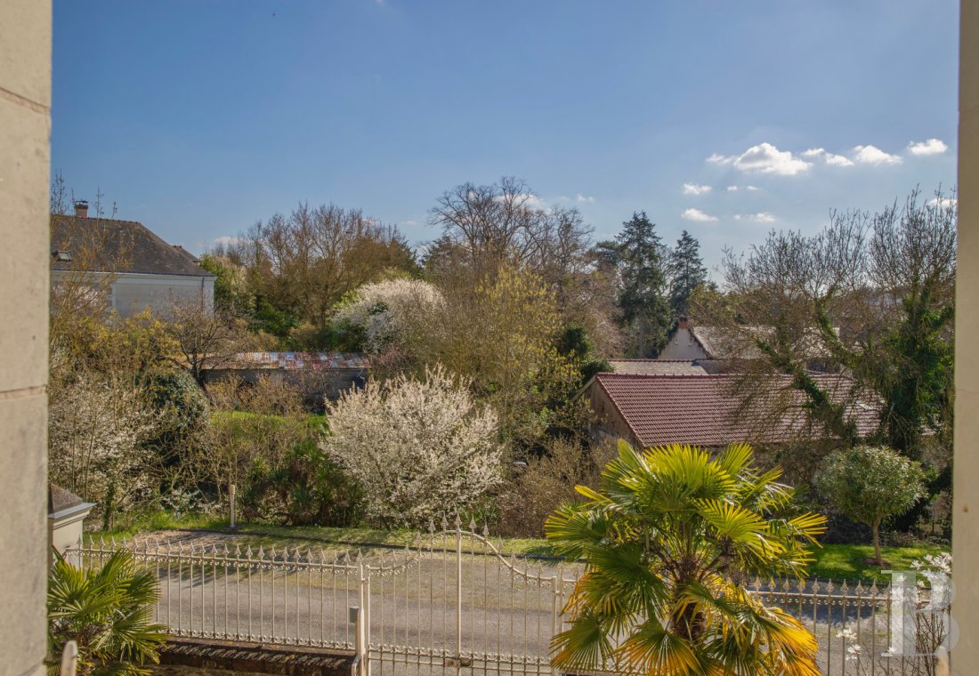 properties in town pays de loire   - 12