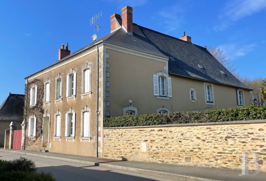 edifices religieux a vendre pays de loire   - 3