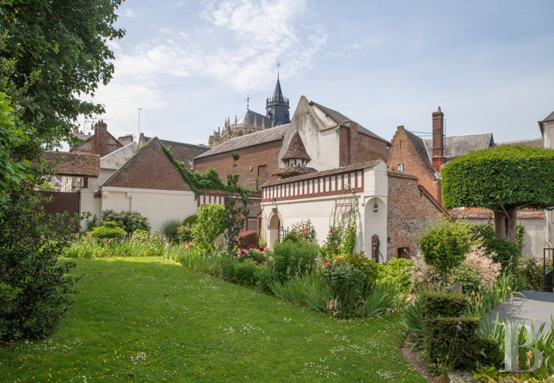 properties in town upper normandy   - 13