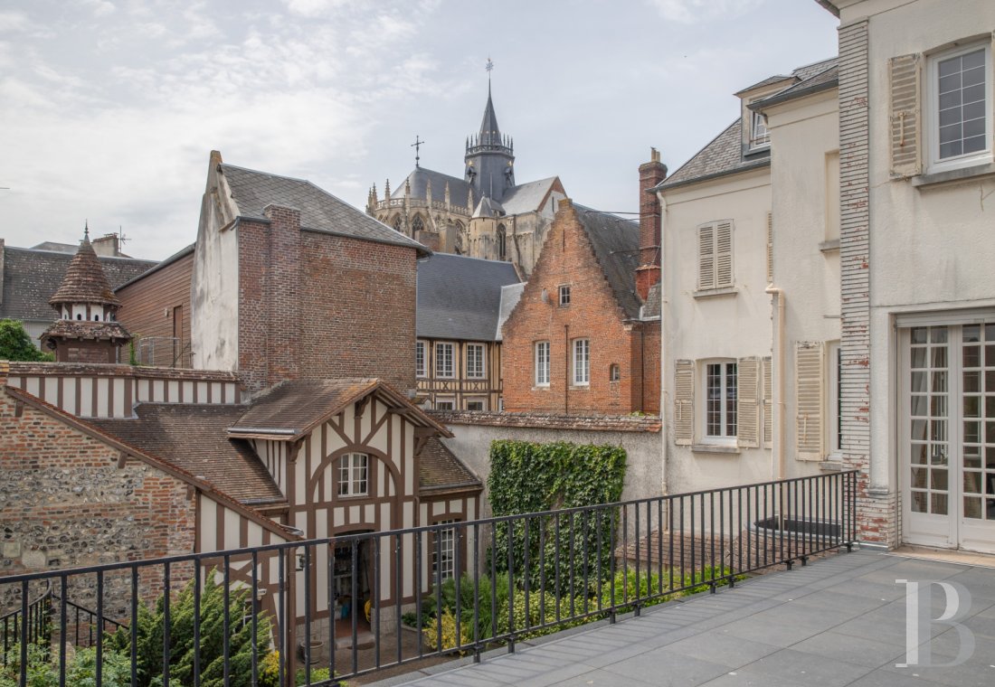 properties in town upper normandy   - 9