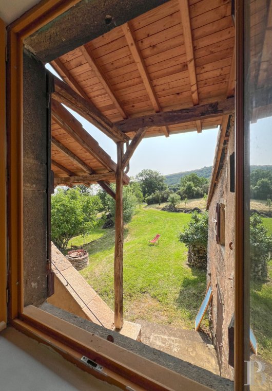 traditional mas house for sale burgundy   - 12