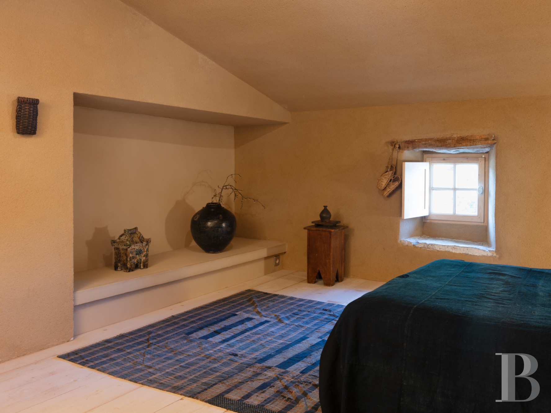 Dans le Gard, à Belvézet,  un ancien prieuré du 14e siècle au cœur du village - photo  n°15