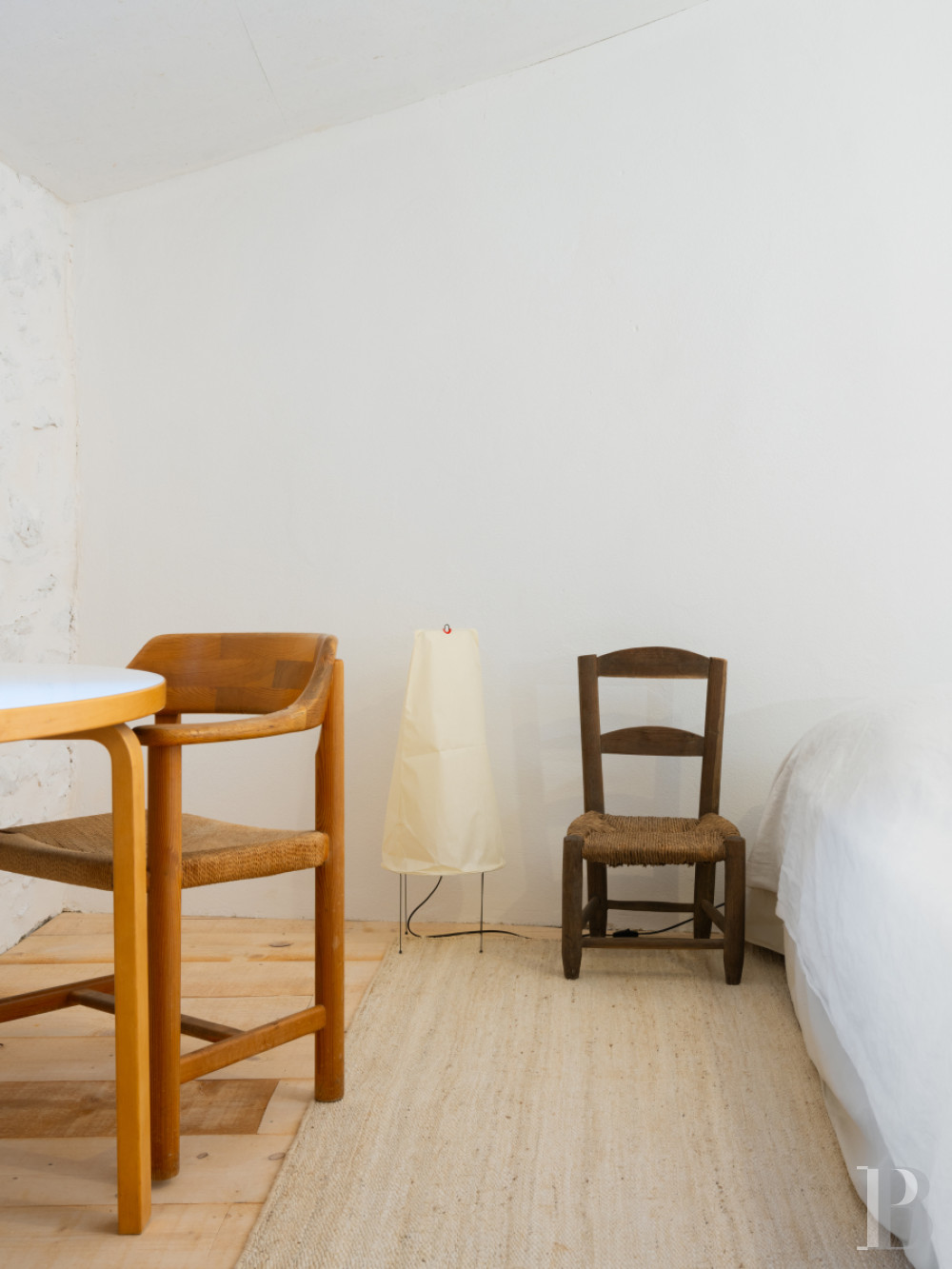 Dans le Gard, à Belvézet,  un ancien prieuré du 14e siècle au cœur du village - photo  n°11