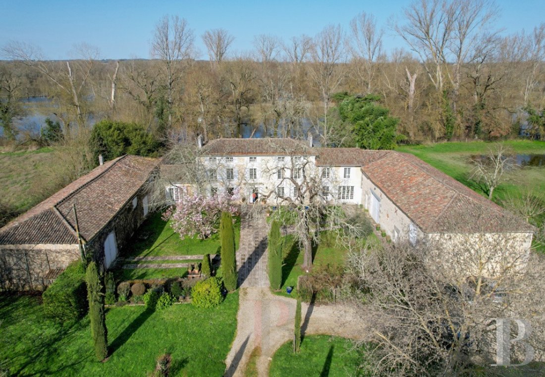 maisons de caractere a vendre poitou charentes   - 1
