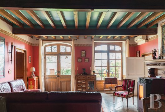 character properties France center val de loire   - 4