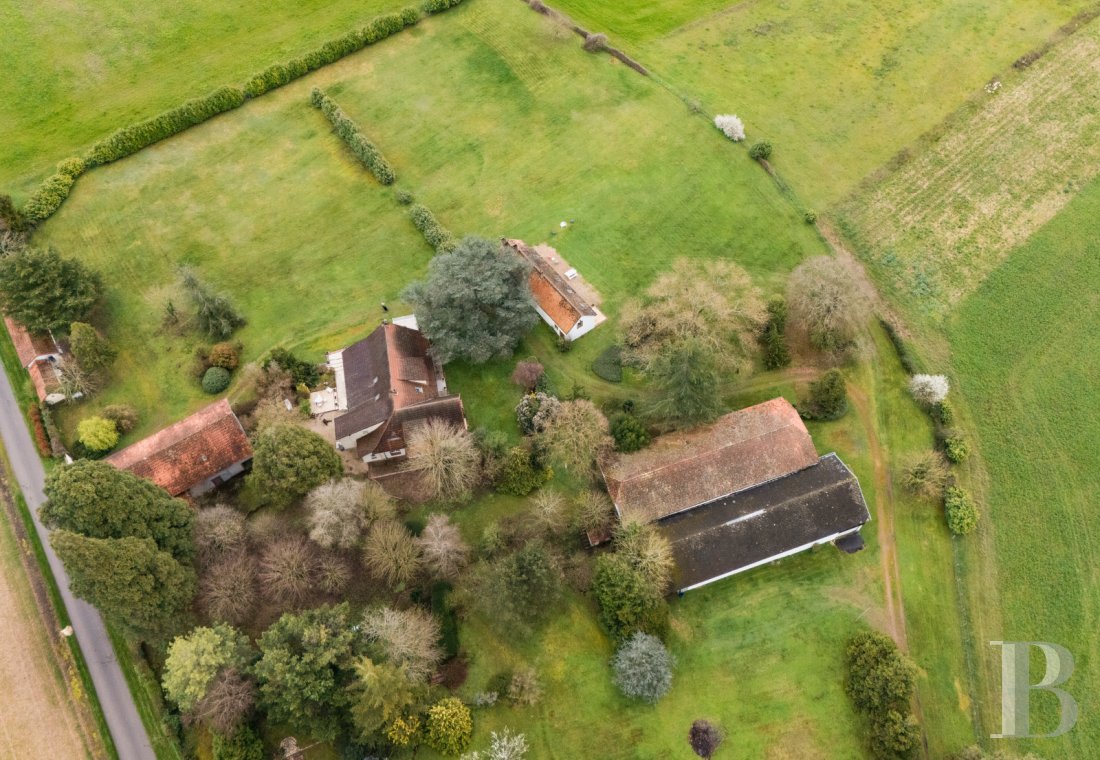 character properties France center val de loire   - 3