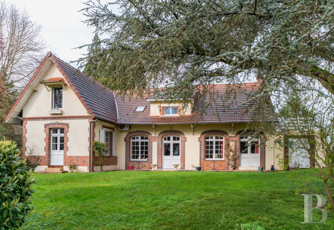 character properties France center val de loire   - 2