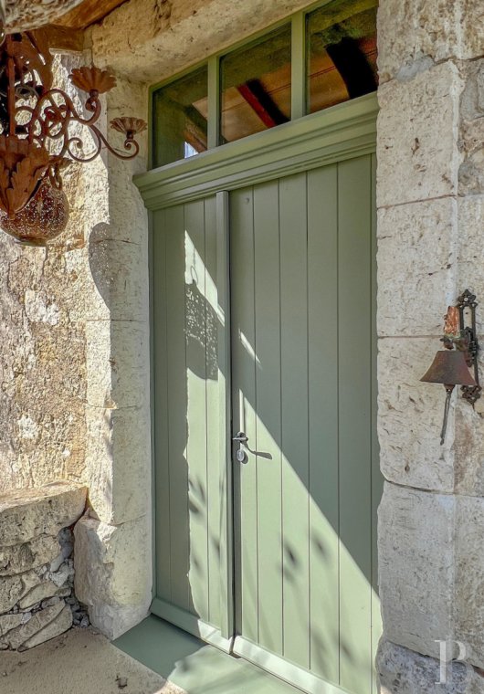 character properties France midi pyrenees   - 3