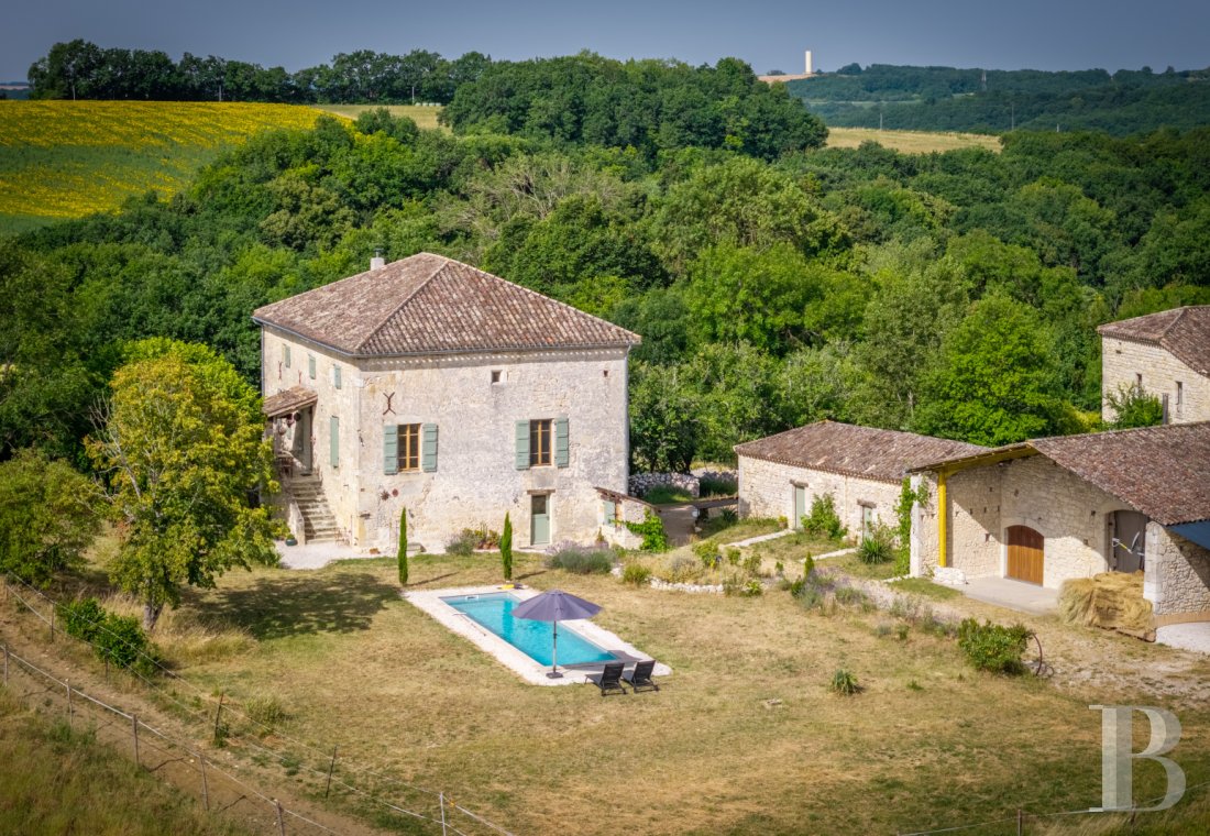 character properties France midi pyrenees   - 3