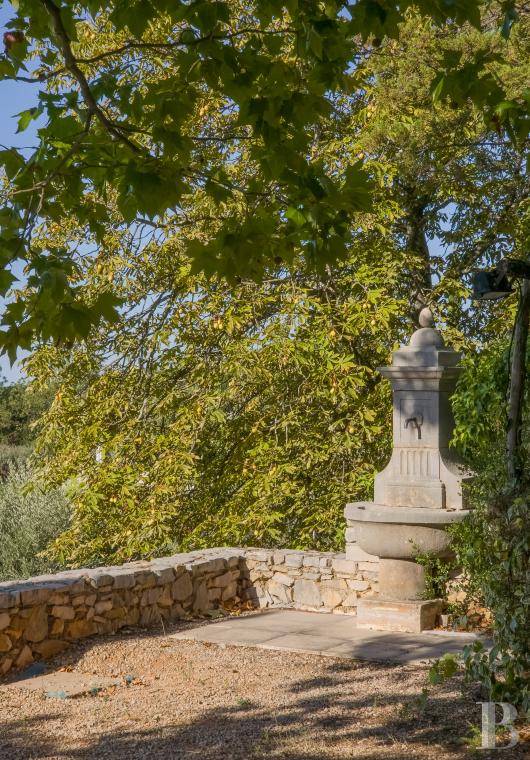 demeures et maisons a vendre france paca   - 27