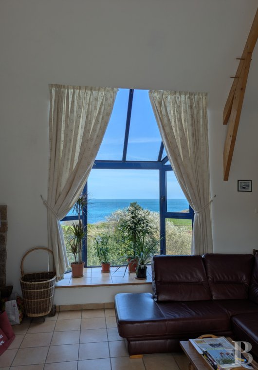 character properties France brittany   - 5