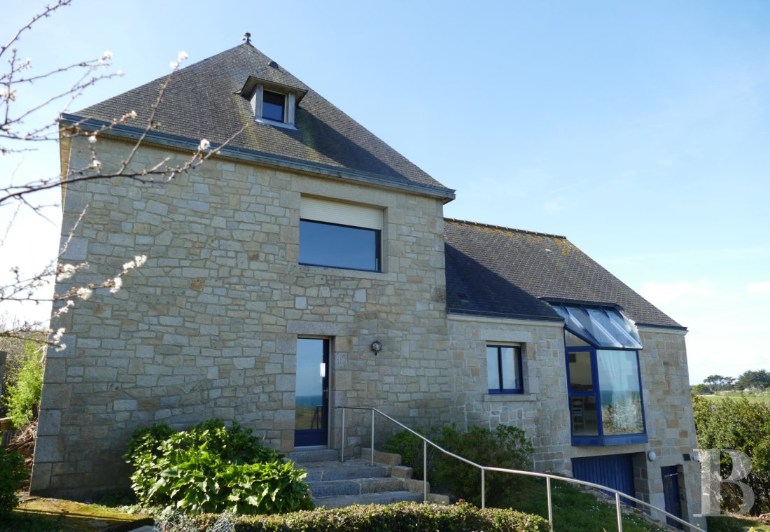 character properties France brittany   - 2