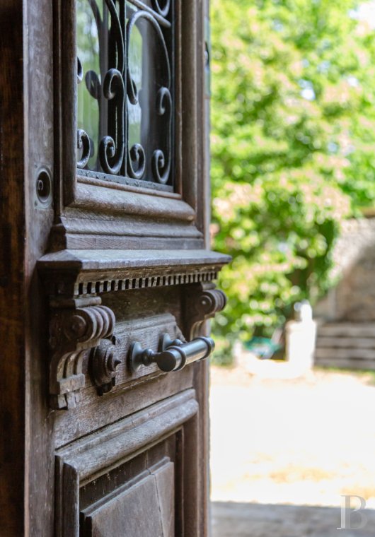 character properties France aquitaine   - 7