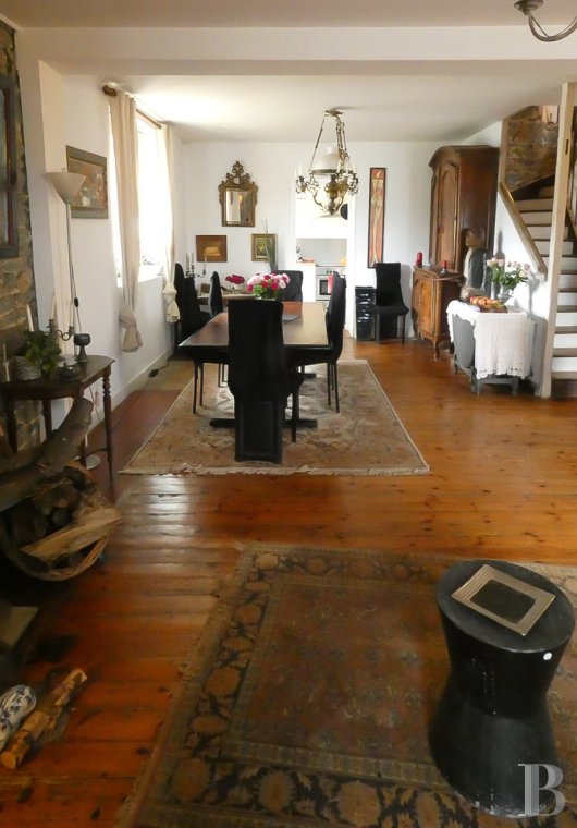 character properties France brittany   - 4