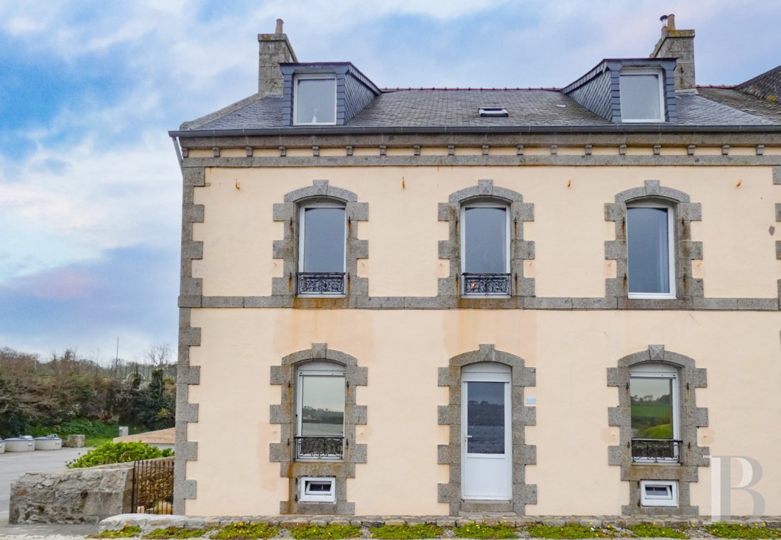 character properties France brittany   - 2