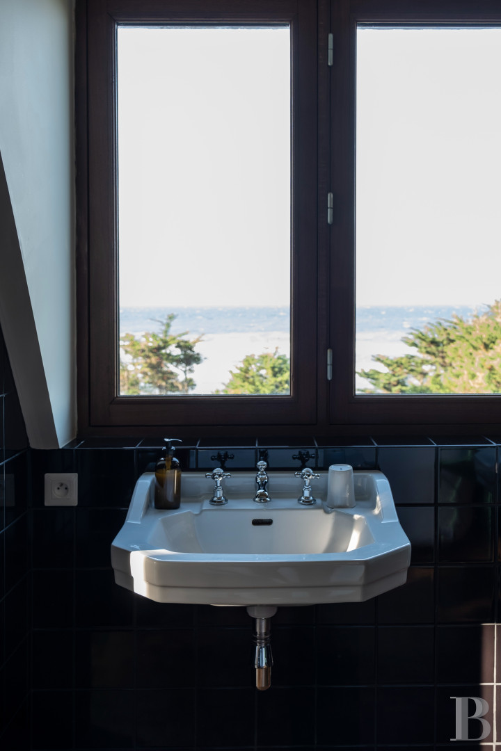 A villa overlooking Omaha Beach in Vierville-sur-Mer, in Calvados - photo  n°22