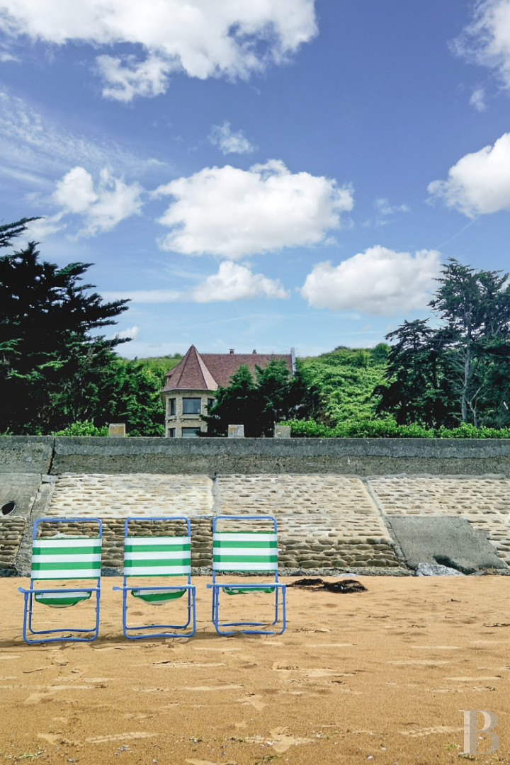 Dans le Calvados, à Vierville-sur-Mer, une villa surplombant Omaha Beach - photo  n°3