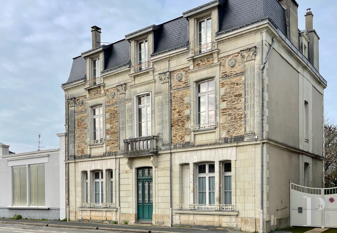 mansion houses for sale France pays de loire   - 2