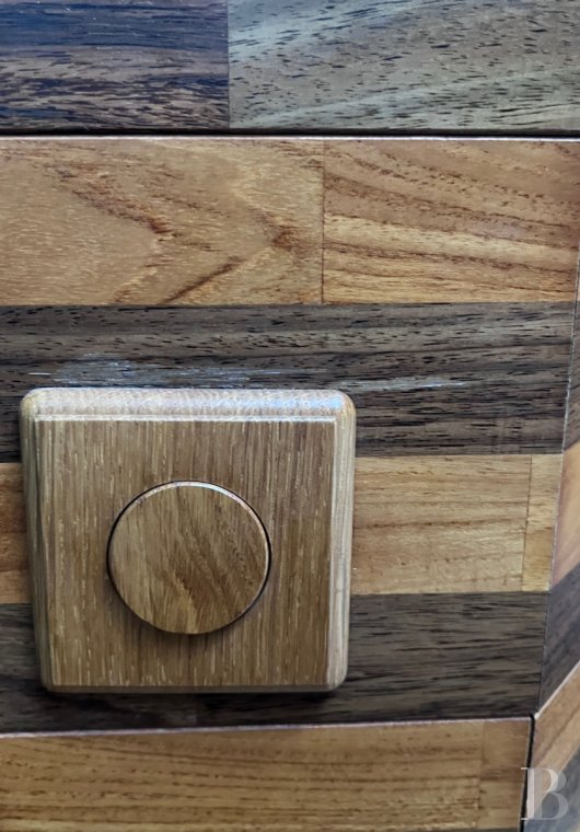 character properties France provence cote dazur   - 8