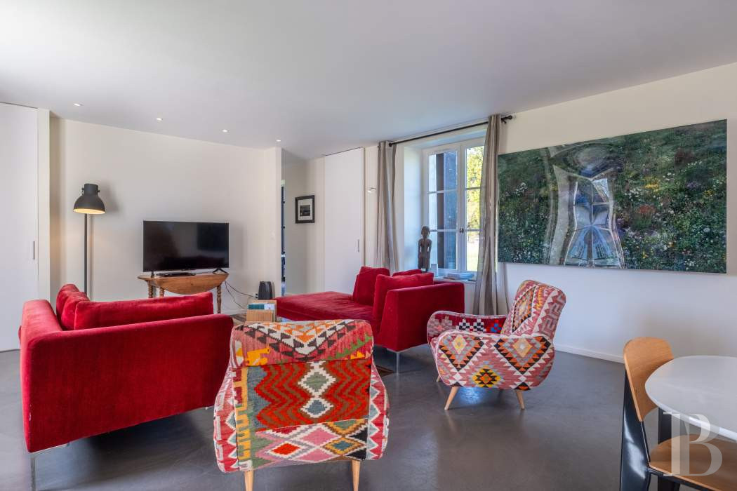 A country house rental for a year with access to the services and facilities of a large estate, an hour’s train ride from Paris in Touraine  - photo  n°6