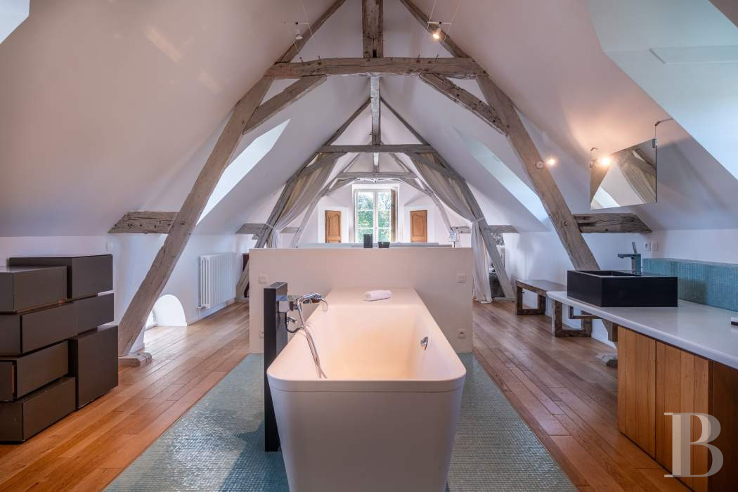 A country house rental for a year with access to the services and facilities of a large estate, an hour’s train ride from Paris in Touraine  - photo  n°16