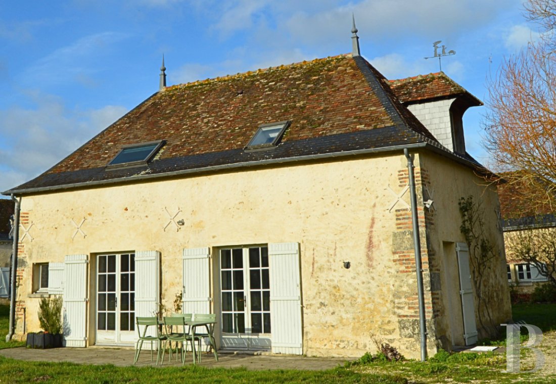 In Touraine, an hour from Paris by train, a country house available for year-round rental, with access to the services and facilities of a vast estate - photo  n°17
