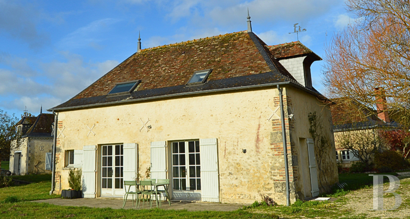 In Touraine, an hour from Paris by train, a country house available for year-round rental, with access to the services and facilities of a vast estate - photo  n°17