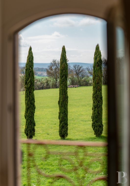 vieilles maisons francaises bourgogne   - 9