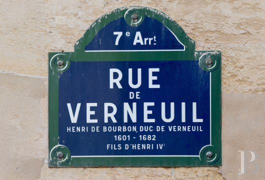 paris - Rive gauche, jouxtant la maison de Serge Gainsbourg, un appartement de prestige entièrement rénové avec des matériaux nobles