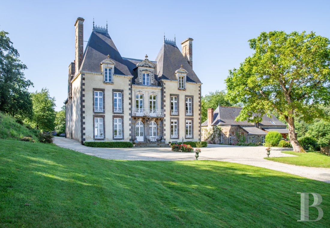 chateaux a vendre bretagne   - 2
