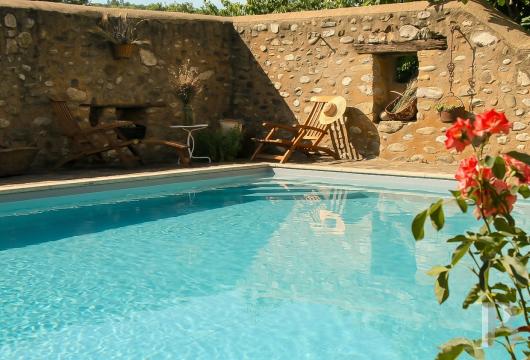 residences and character houses france provence cote dazur   - 11