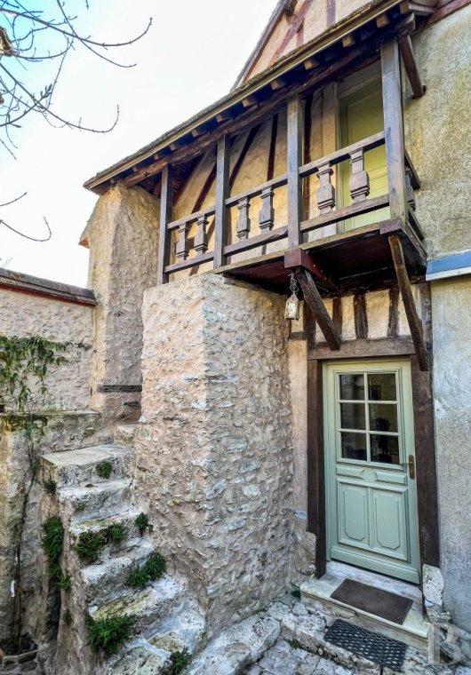 character properties France center val de loire   - 2