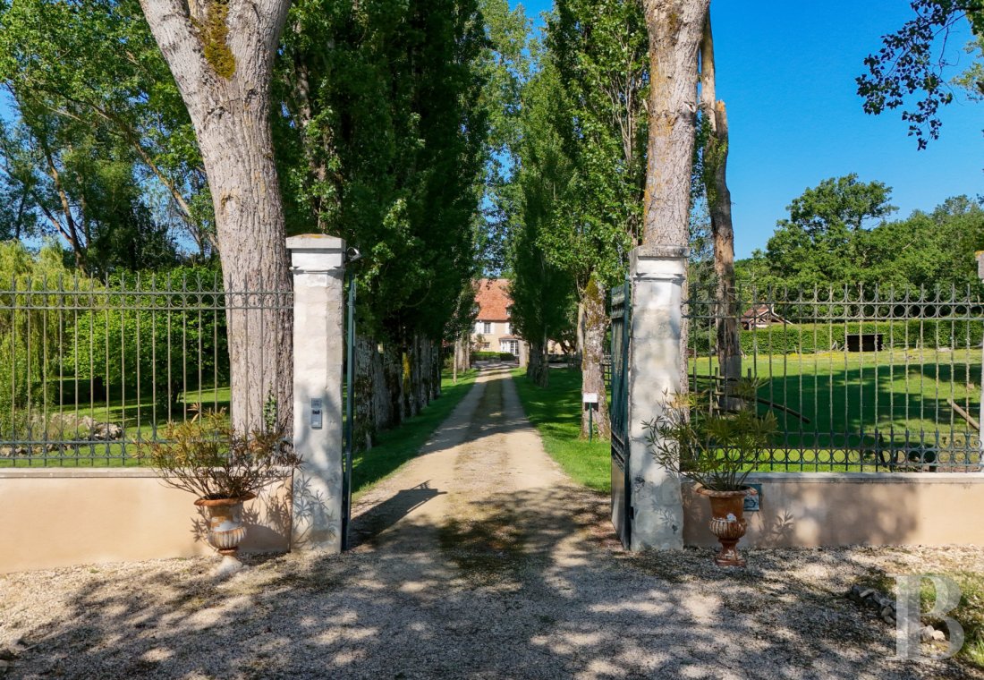 chateaux for sale France center val de loire   - 2