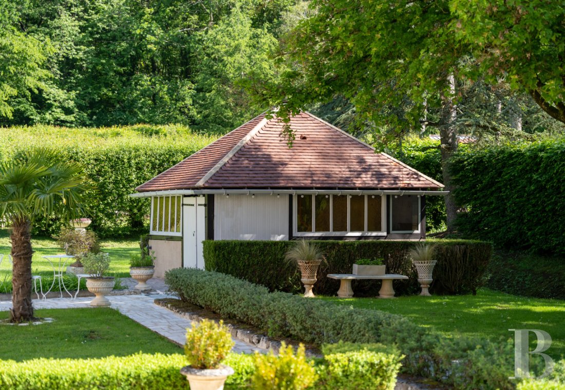 chateaux for sale France center val de loire   - 23