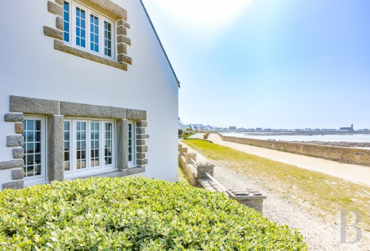 brittany - In Brittany, with sea views,  a 120 m² traditional house 