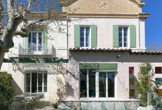 paca - À Château-Gombert, au sein d’une résidence sécurisée  du 13e arrondissement de Marseille, une bastide du 19e s.