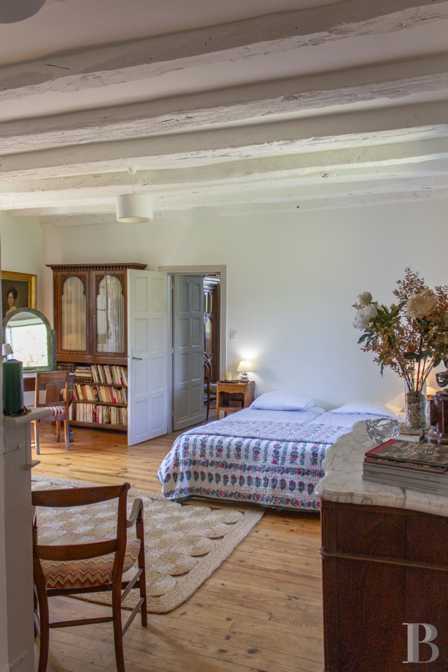 An old fortified house and its extensive grounds in the Périgord Noir, in the Dordogne - photo  n°11