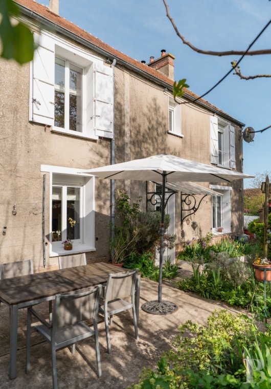 character properties France ile de france   - 3