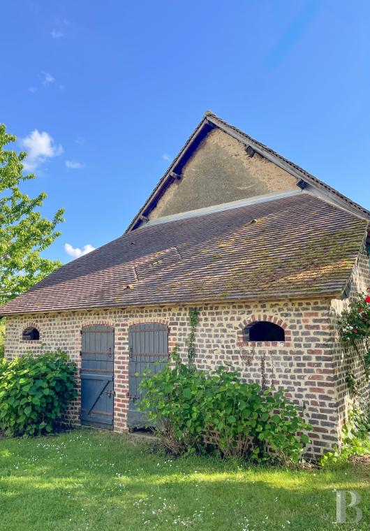 residences and character houses france pays de loire   - 12