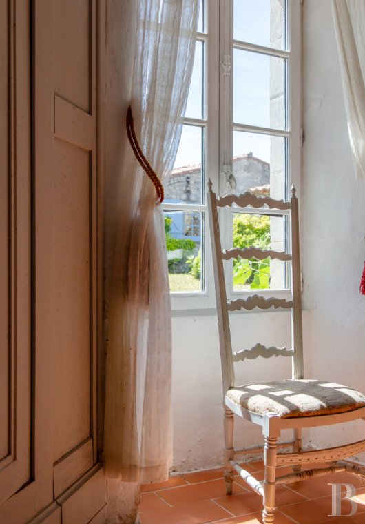 character properties France poitou charentes   - 11