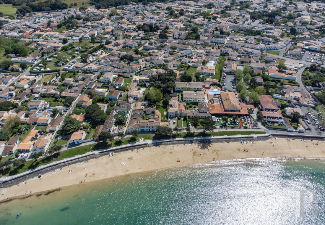 character properties France poitou charentes   - 18