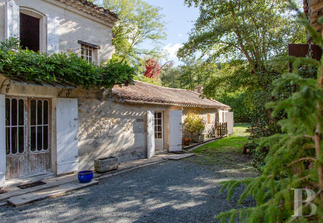 residences and character houses france aquitaine   - 1