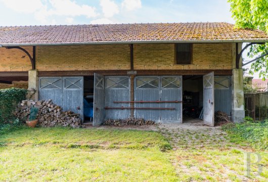 character properties France ile de france   - 14