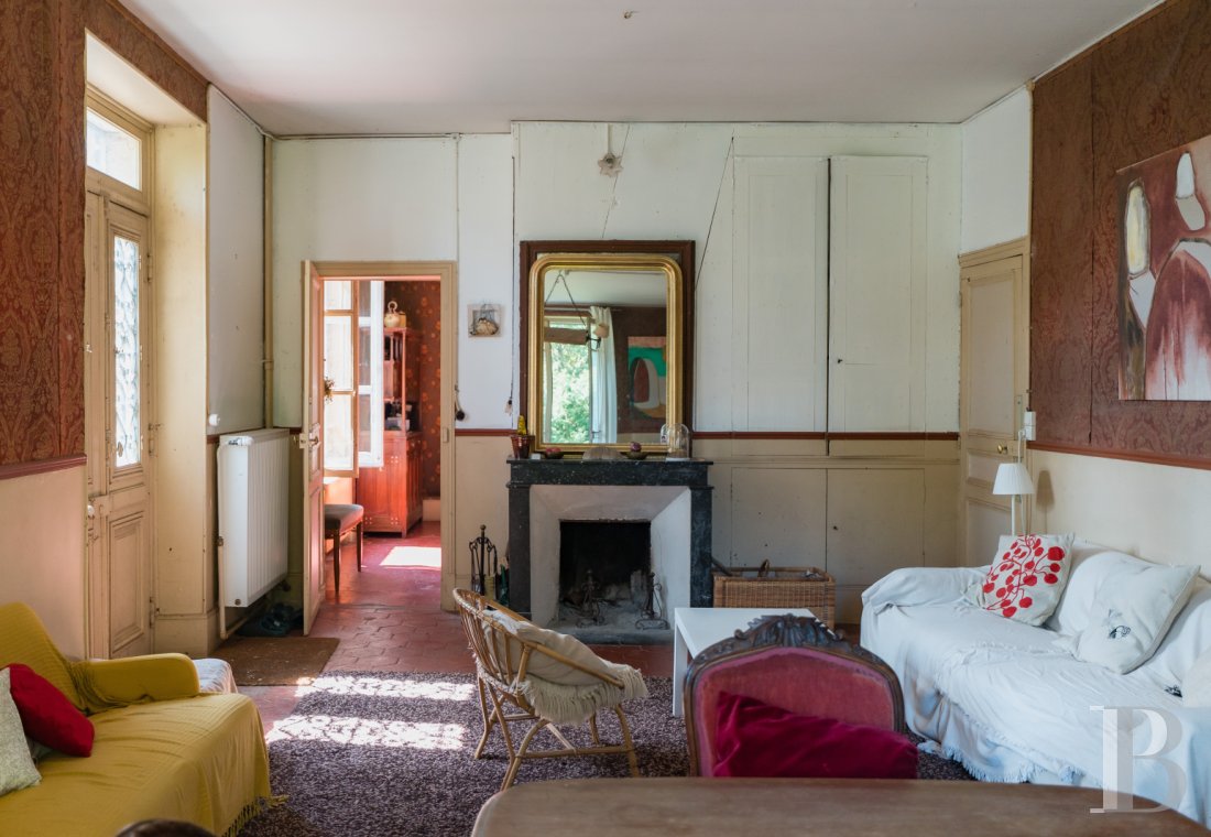 character properties France ile de france   - 5