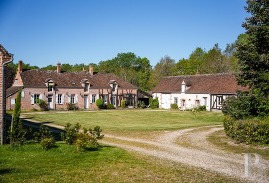 character properties France center val de loire   - 3