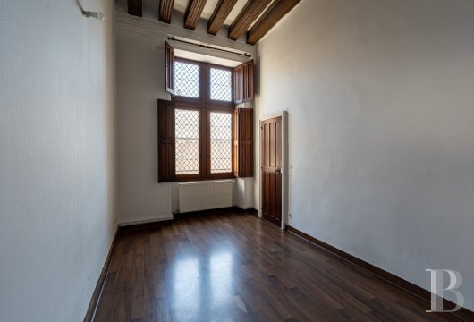 mansion houses for sale France center val de loire   - 18