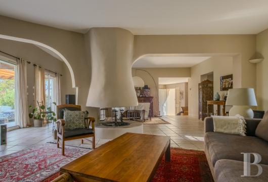 residences and character houses france provence cote dazur   - 6